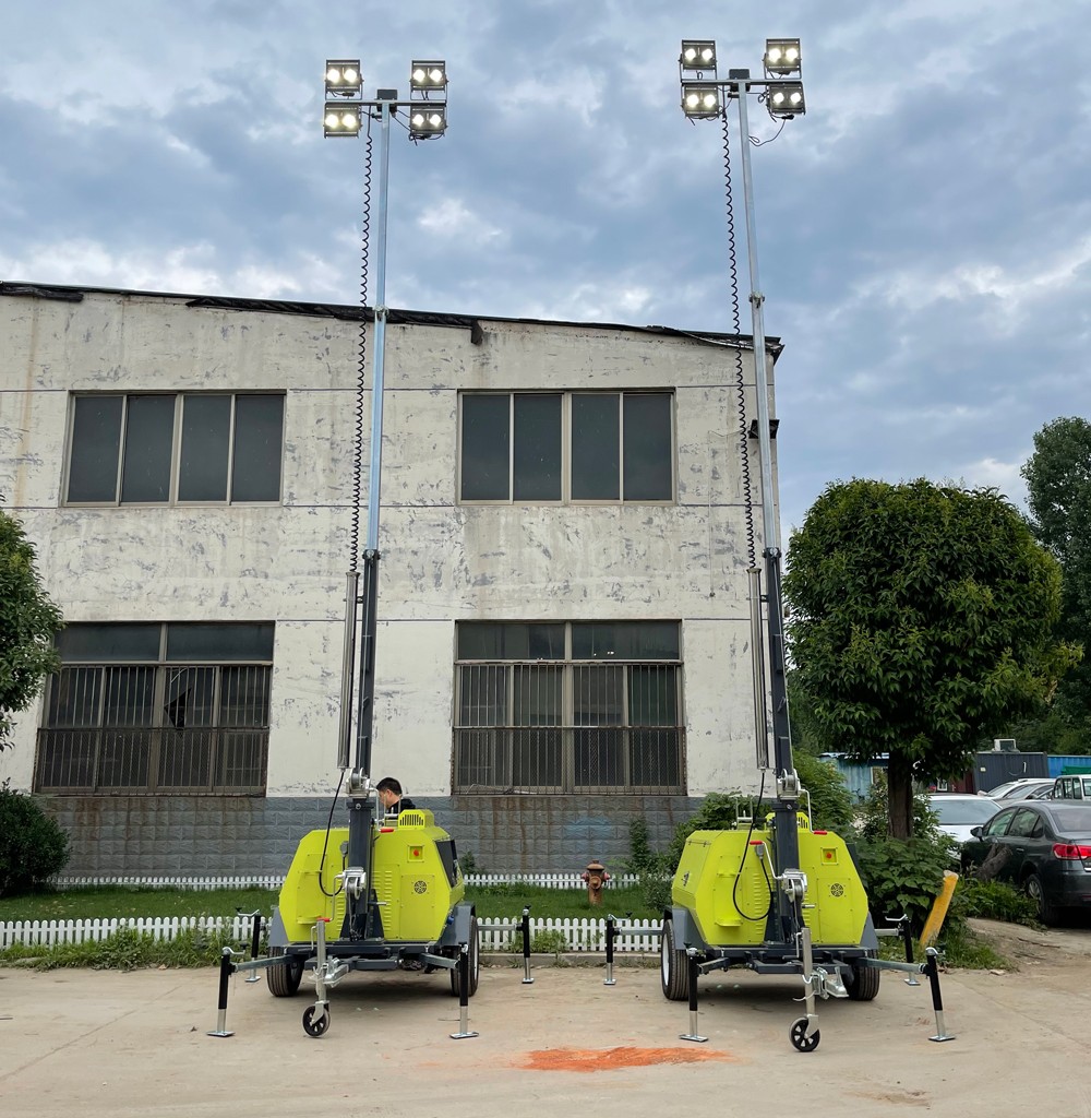 持續(xù)交貨中！山東思拓瑞克20臺(tái)9米移動(dòng)照明燈車陸續(xù)發(fā)貨發(fā)往蒙古國