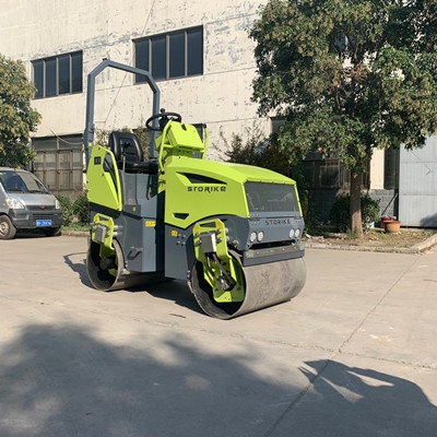 小型壓路機的液壓系統(tǒng)如何保養(yǎng)？